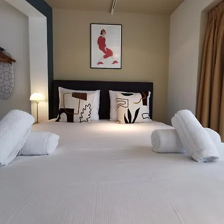 Appartement Shway - The Red With Pearls *