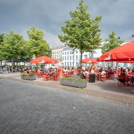 Shway - The Red With Pearls Lägenhet Antwerpen